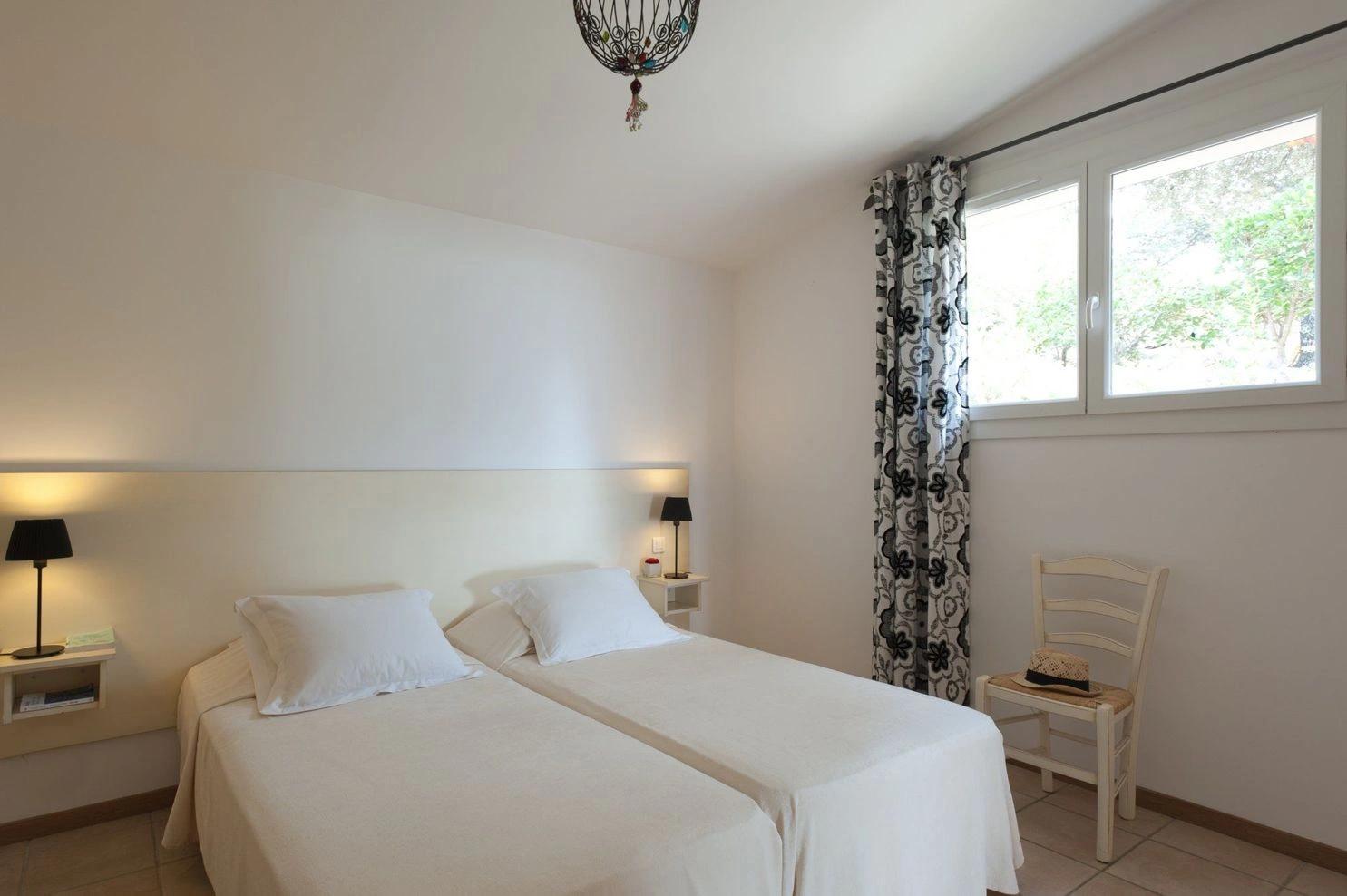 Chambre pour enfant dans nos villas de vacances à louer à Santa Giulia