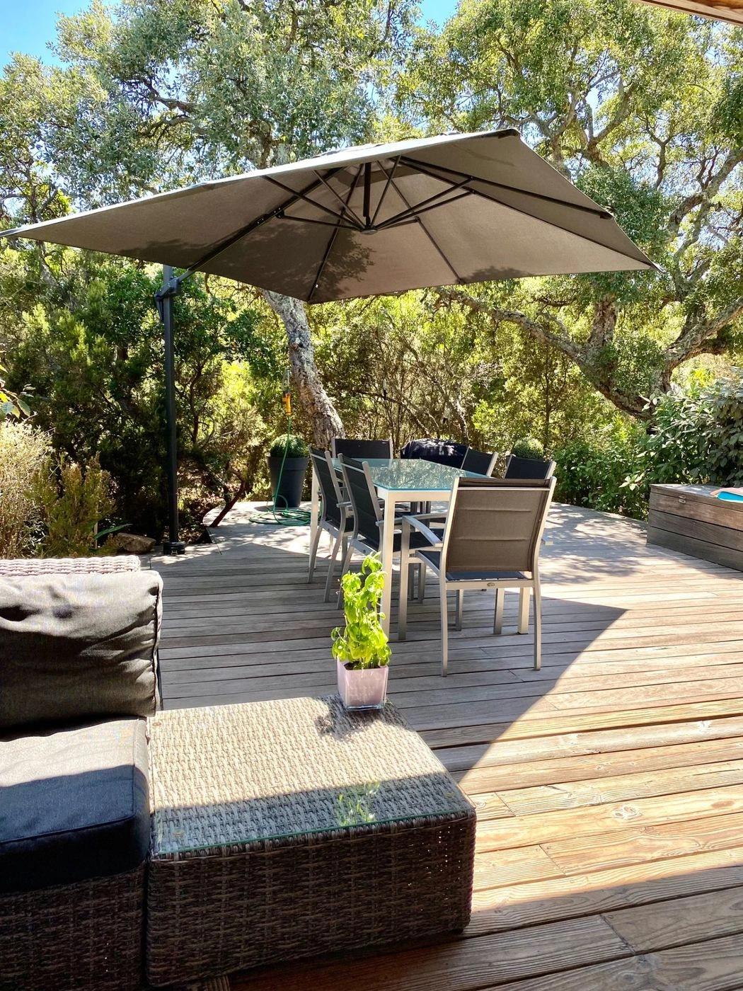 La terrasse de nos appartements à louer à Santa Giulia