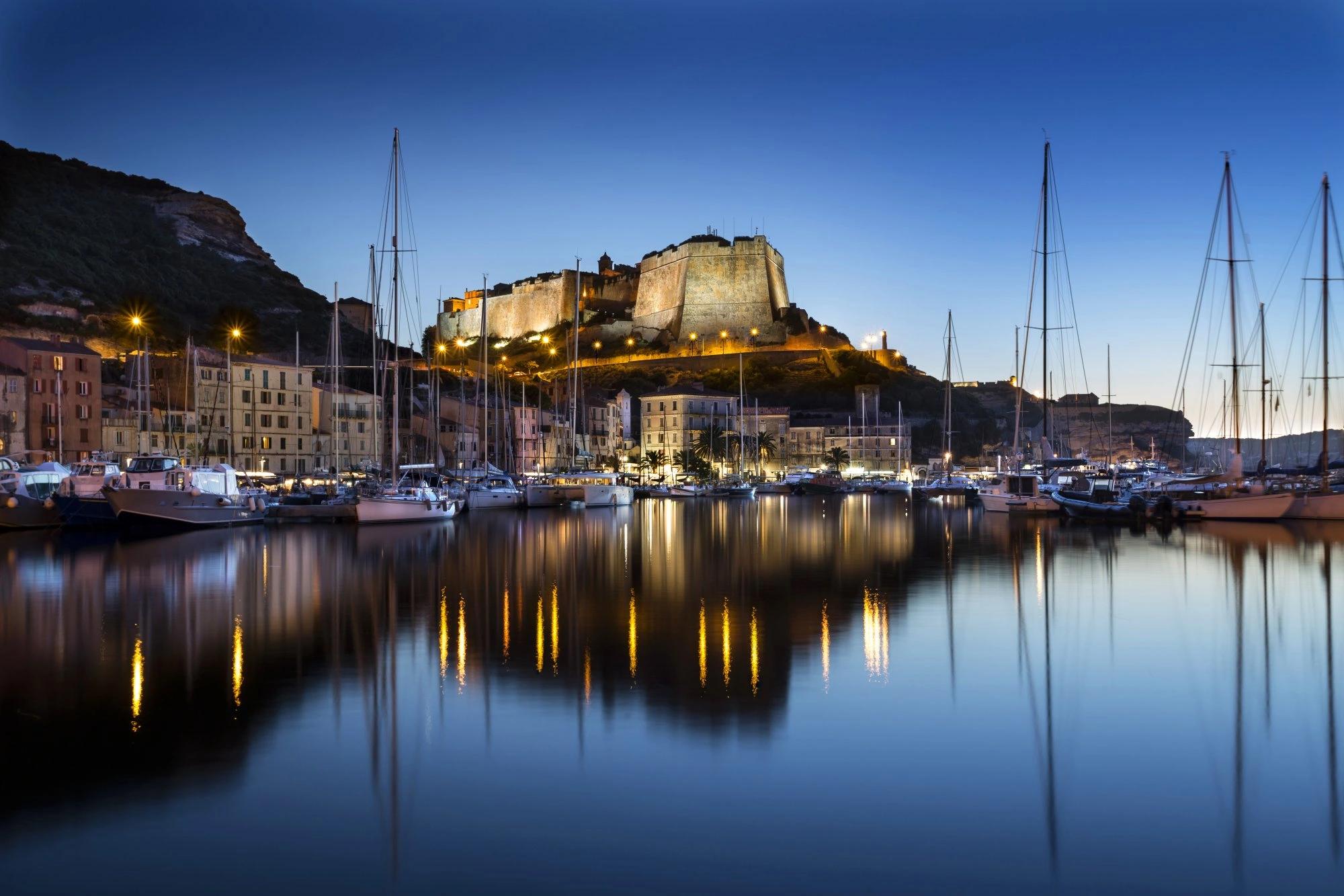 La ville de Bonifacio près de Porto-Vecchio